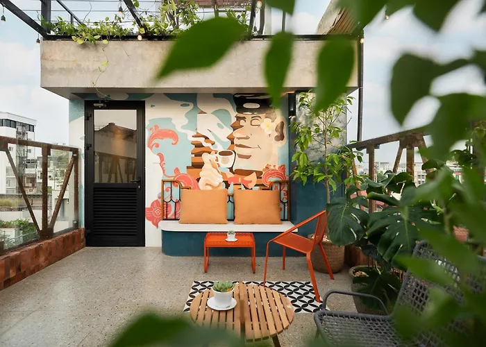 Le Parfum Apartment And Hotel